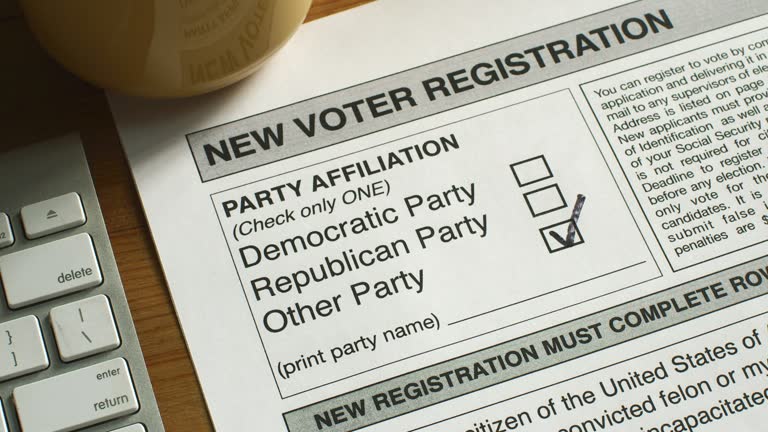 An example of a voter registration form, with choices for party affiliation